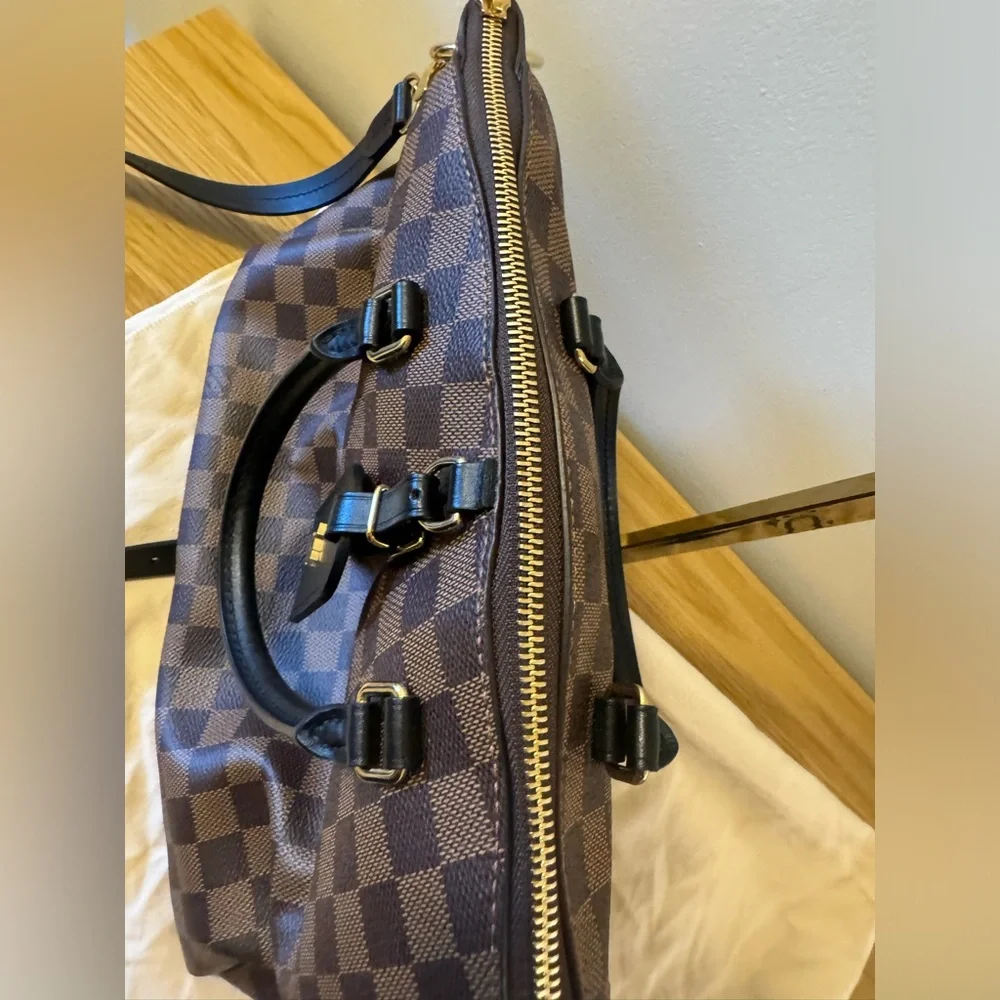 Authentic Louis Vuitton Odeon Tote MM in Damier Ebene - Picture 5 of 12